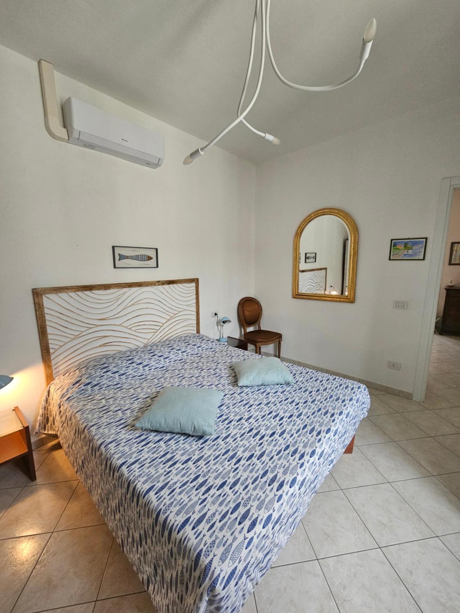 L'Airone - Casa Vacanza Манделло-дель-Ларио Экстерьер фото